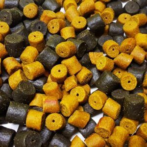 Genesis Carp GENESIS CARP Pellet Halibut-Ananas 10mm 1kg