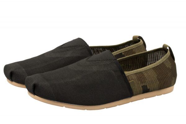 KCL245 Kore Slip Ons Kamo/ Black Size 6 - 40II