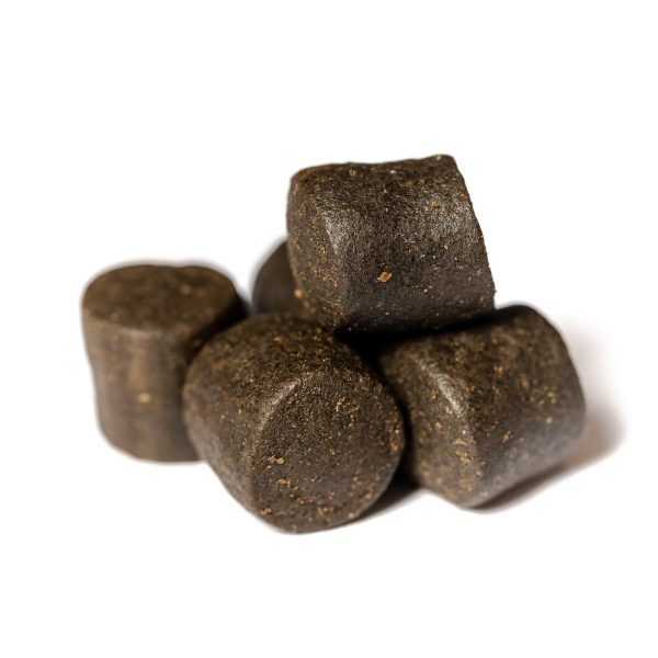 Massive Baits - Bloody Halibut Pellet 16mm 10kg Najtaniej